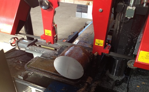 兴山卧式带锯床加工时出现明显振荡如何排查？